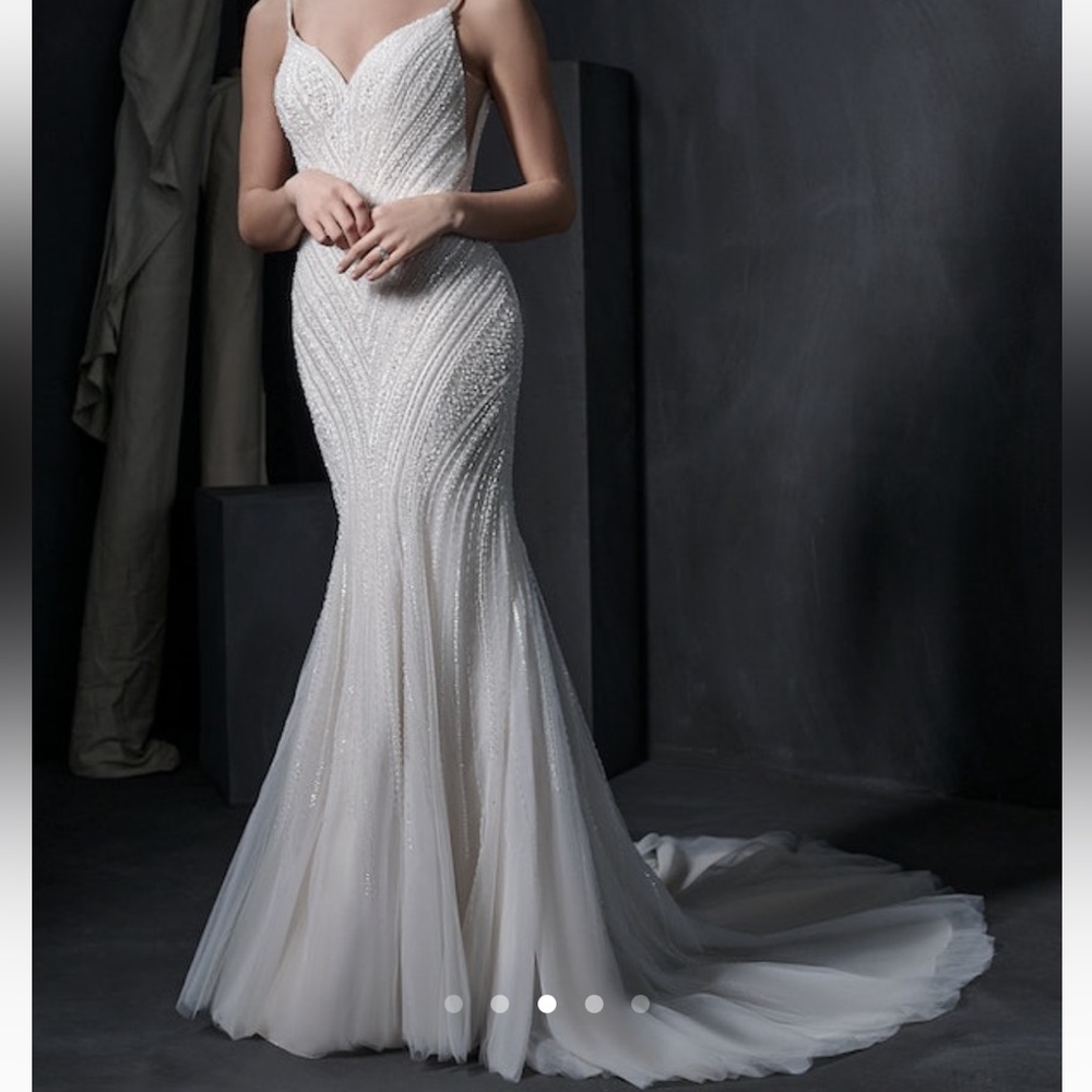 Wedding Dress *Never Worn*